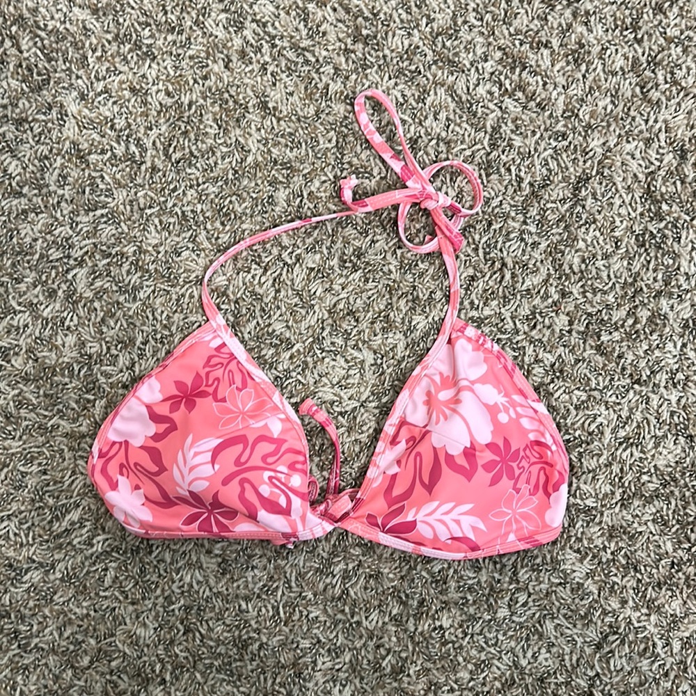Bathing suit top from shein never worn